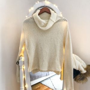 American Eagle Turtleneck Sweater